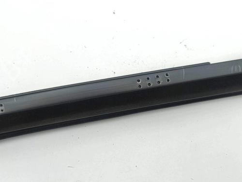 Door moulding trim CITROËN C5 AIRCROSS (A_) 1.2 PureTech 130 (ARHNSJ) | BP28905584C150 