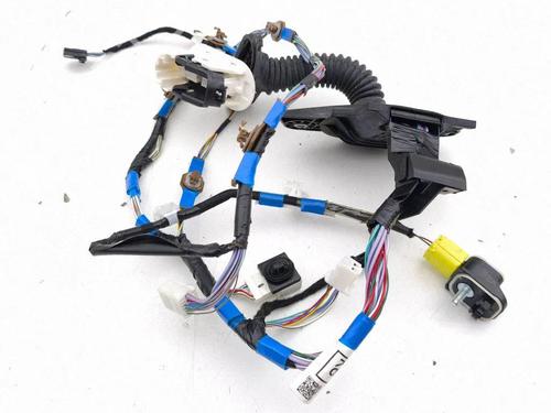 Ledningsnet Ledningsnet TOYOTA COROLLA Estate (_E21_) 1.8 Hybrid (ZWE211) (98 hp) 37510818 37510818