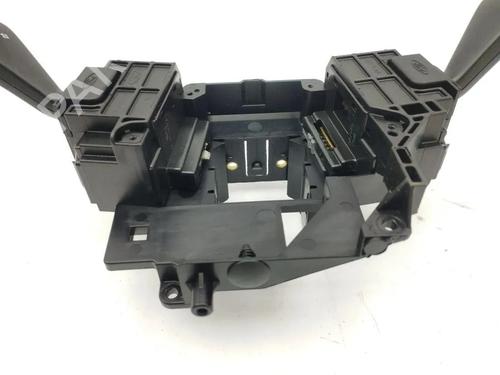 Steering column stalk FORD KUGA I 2.0 TDCi 4x4 | BP33921018I23 - Image 9