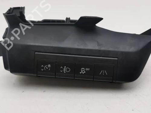 Used Switch RENAULT MEGANE I (BA0/1_) 1.4 e (BA0E, BA0V) (75 hp) 28861604