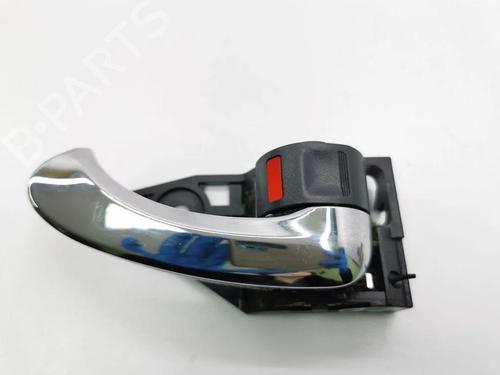 Used Front right interior door handle Front right interior door handle 36177484 36177484