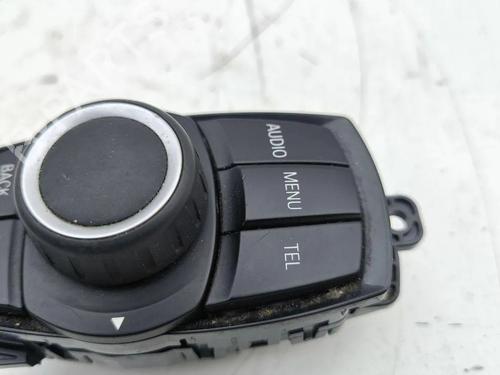 Switch BMW X5 (F15, F85) xDrive 40 d | BP31020748I30