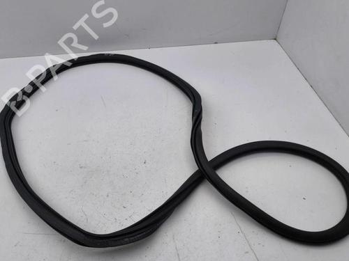 Used Rubber door seal AUDI A3 Sportback (8VA, 8VF) 1.0 TFSI (115 hp) 28899946