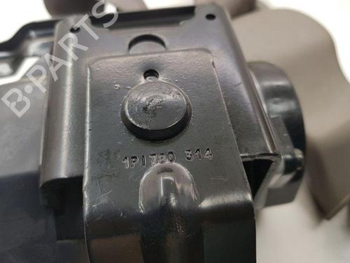 Rear left seatbelt CHRYSLER VOYAGER IV (RG, RS) 3.8 | BP28892041I29 