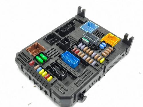 Used Fuse box Fuse box 38249378 38249378