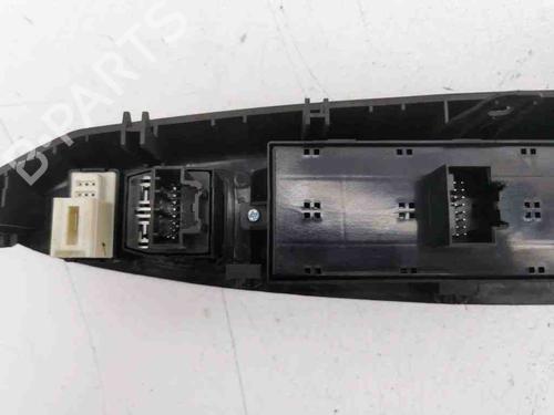 Right rear window switch OPEL ANTARA A (L07) 2.2 CDTi | BP28892200I28 