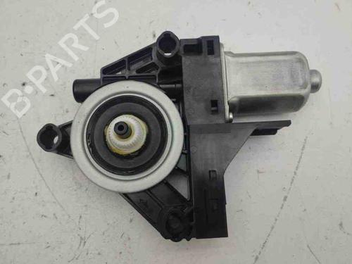 Rudehejsemotor bagstkærm højre VOLVO XC60 I SUV (156) D5 (215 hp) 28900545