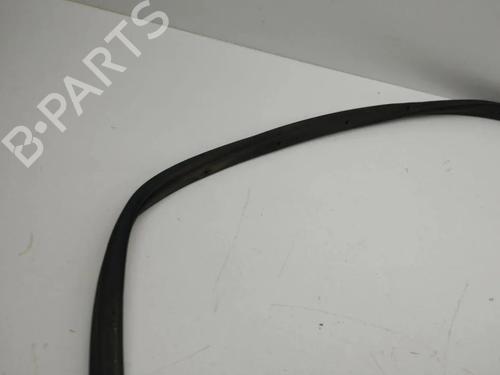 Rubber door seal TESLA MODEL S (5YJS) 60 | BP33908321C142 - Image 6
