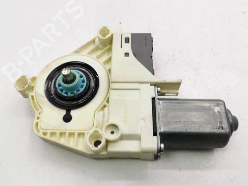 Used Left front window motor LAND ROVER RANGE ROVER SPORT I (L320) 2.7 D 4x4 (190 hp) 28875848