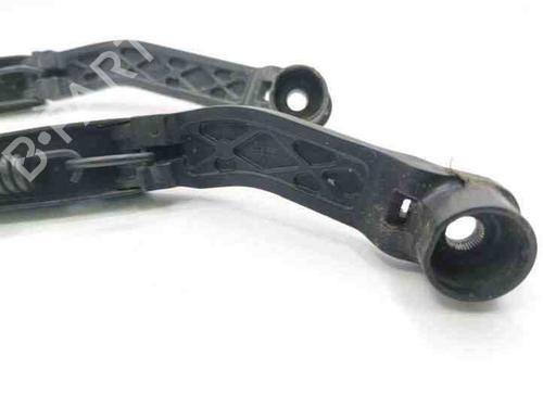 Front windshield wiper arm MITSUBISHI OUTLANDER II (CW_W) 2.2 DI-D 4WD | BP28847629C143