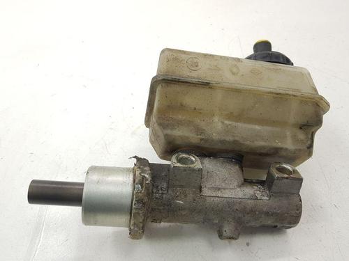 Used Brake master cylinder RENAULT ESPACE III (JE0_) 2.0 (JE0A) (114 hp) 28890448