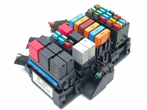 Used Fuse box Fuse box 33398826 33398826