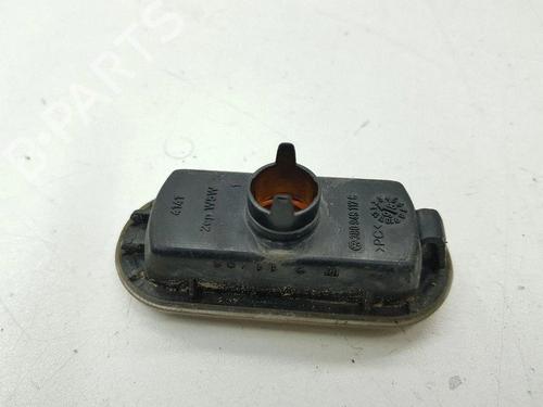 Right side indicator VW PASSAT B5 Variant (3B5) 1.9 TDI | BP40192019I19 - Image 4