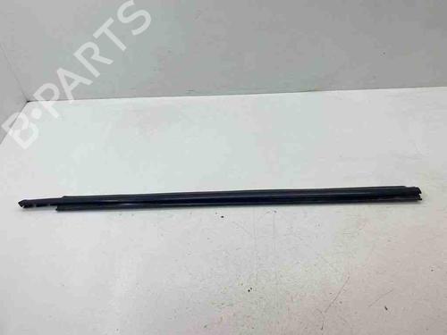 Used Door moulding trim CHRYSLER VOYAGER IV (RG, RS) 3.8 (218 hp) 28892022