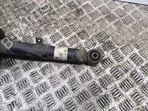 Right front shock absorber LEXUS IS III (_E3_) 300h (AVE30_, AVE30R) | BP37670057M17 - Image 2