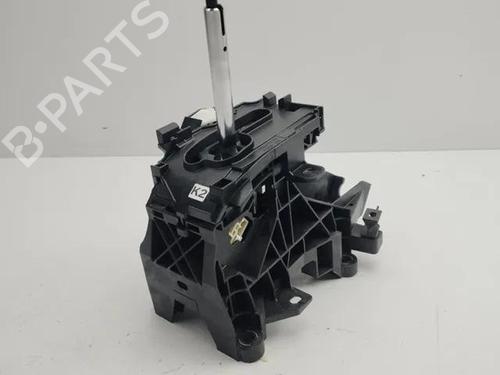 Used Gear lever TOYOTA COROLLA Estate (_E21_) 2.0 Hybrid (MZEH12) (180 hp) 28859070