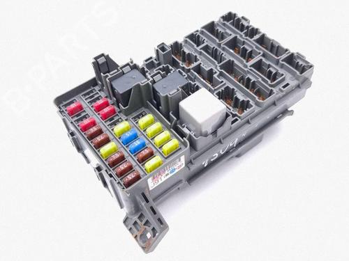 Used Fuse box Fuse box 38280202 38280202