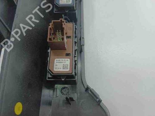 Switch CITROËN DS5 2.0 HDi 165 Hybrid4 4x4 | BP28846218I30 