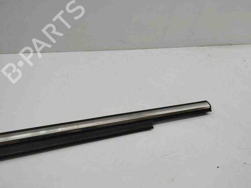 Door moulding trim CITROËN C-CROSSER (VU_, VV_) 2.2 HDi | BP28904864C150