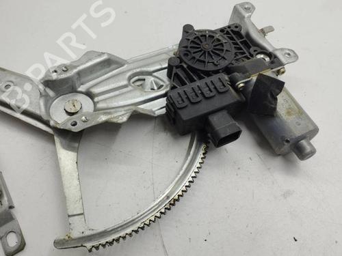 Front left window mechanism OPEL ZAFIRA A MPV (T98) 2.2 DTI 16V (F75) | BP28875766C22