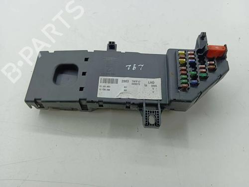 Used Fuse box Fuse box 33638166 33638166