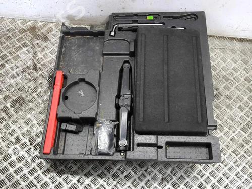 Used Jack Kit Jack Kit MERCEDES-BENZ M-CLASS (W164) ML 300 CDI 4-matic (164.121) (204 hp) 33920569 33920569
