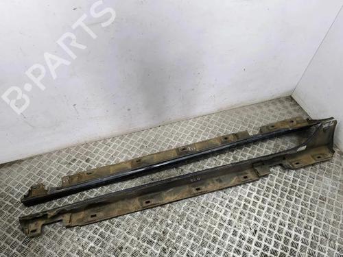 Used Left sideskirt Left sideskirt 33877867 33877867