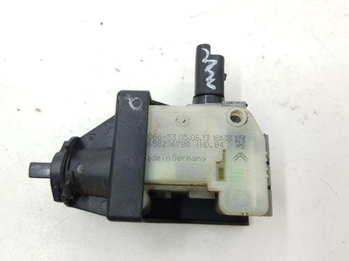 Used Fuel door actuator CITROËN DS5 2.0 HDi 165 Hybrid4 4x4 (163 hp) 28846261