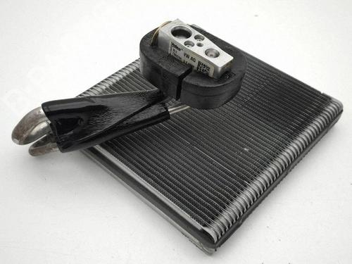 Used AC radiator AC radiator AUDI A3 Sportback (8YA, 8YF) 30 TFSI (110 hp) 40069878 40069878