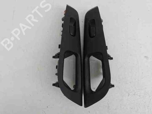 Used Right rear window switch NISSAN JUKE (F16_) 1.6 Hybrid (143 hp) 28864918