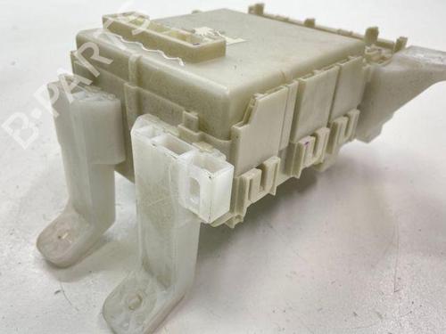 Fuse box TOYOTA RAV 4 III (_A3_) 2.2 D 4WD (ALA30_, ALA30R) | BP28870363E1 