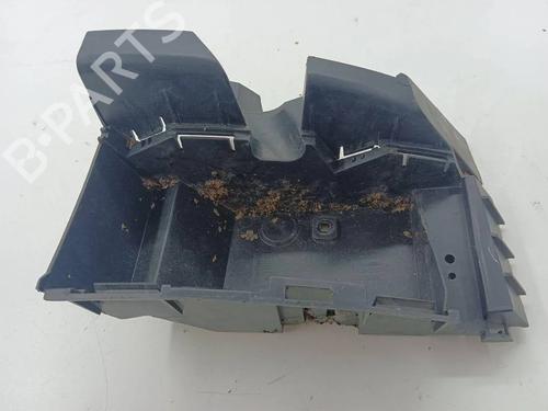 Used Rear bumper bracket Rear bumper bracket 36349772 36349772