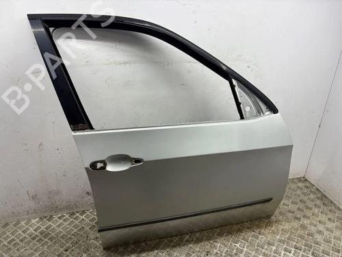 Used Right front door Right front door 33225646 33225646