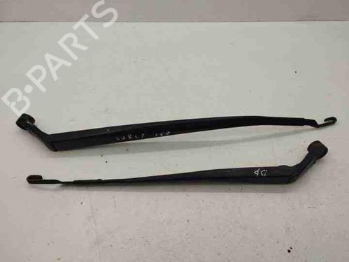 Brazo limpia delantero TOYOTA AURIS (_E15_) 2.2 D (ADE157_, ADE151_, ADE151R, ADE157R) (177 hp) 28845902