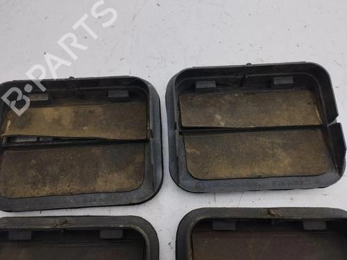 Grelha TESLA MODEL S (5YJS) 60 | BP28900803C40 - Image 3