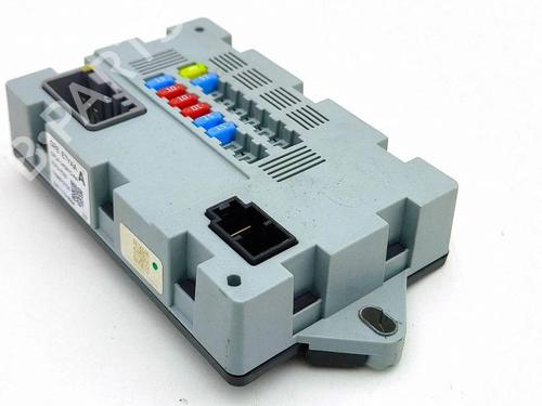 Fuse box JAGUAR E-PACE (X540) 2.0 D180 AWD | BP38247773E1 - Image 3