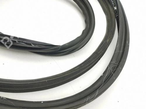 Gummiliste MAZDA MX-30 (DR) e-SKYACTIV | BP37290779C142 - Image 2