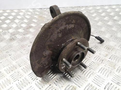 Used Right front steering knuckle Right front steering knuckle 36176925 36176925
