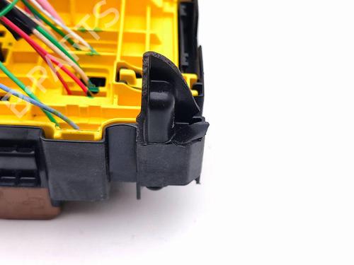 Fuse box PEUGEOT 2008 II (UD_, US_, UY_, UJ_, UR_, UC_) 1.2 PureTech 130 (USHNS, URHNS) | BP29829153E1
