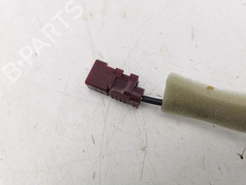 Antenne/Base RENAULT CLIO V (B7_) 1.3 TCe 130 (B7MF) | BP38243046C140 - Image 4