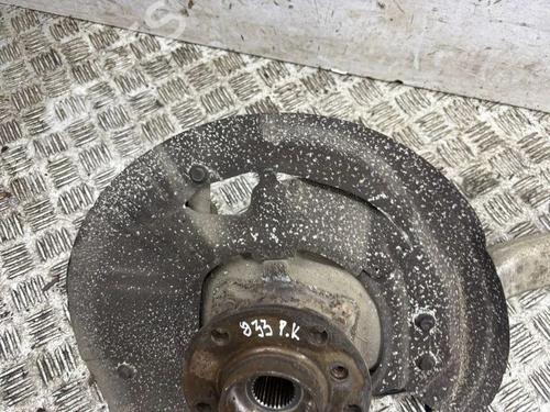 Venstre Styrespindel Lejehus BMW X5 (F15, F85) xDrive 40 d (313 hp) 30724070