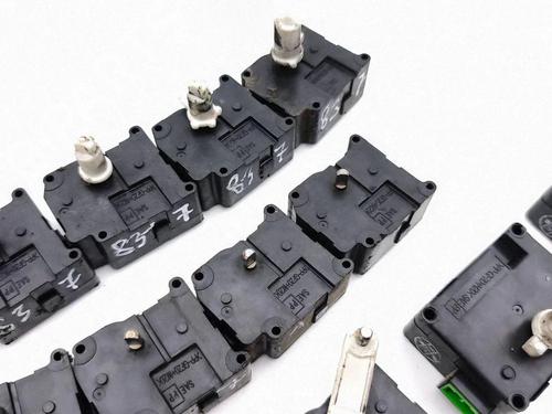 Electronic module VW PHAETON (3D1, 3D2, 3D3, 3D4, 3D6, 3D7, 3D8, 3D9) 3.0 V6 TDI 4motion | BP40083806M83 - Image 3