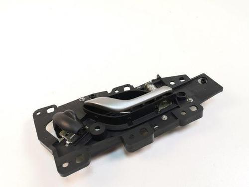 Used Rear right interior door handle HONDA CIVIC VII Coupe (EM2) 1.6 i (EM1) (110 hp) 28867761