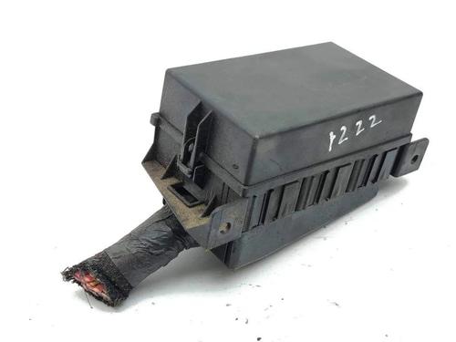 Used Fuse box Fuse box 28884287 28884287