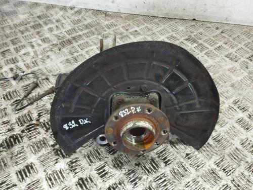 Used Left front steering knuckle Left front steering knuckle 33985027 33985027