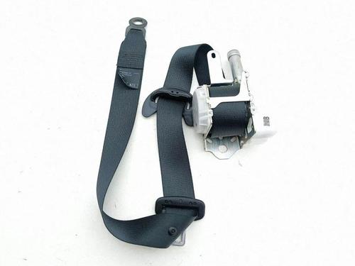 Used Front left seatbelt Front left seatbelt TOYOTA COROLLA Estate (_E21_) 1.8 VVTi Hybrid (ZWE219) (140 hp) 40193635 40193635