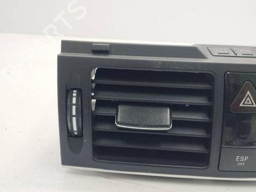 Air vent MERCEDES-BENZ C-CLASS (W204) C 220 CDI (204.002) | BP28841603I21 