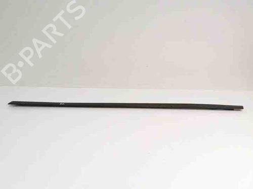 Used Door moulding trim PEUGEOT 5008 (0U_, 0E_) 1.6 HDi (112 hp) 28869455