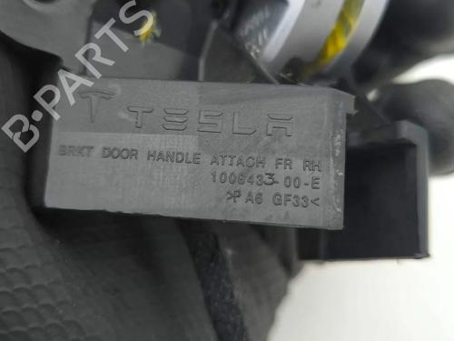 Front right interior door handle TESLA MODEL S (5YJS) 85D AWD | BP36179254I14 - Image 8