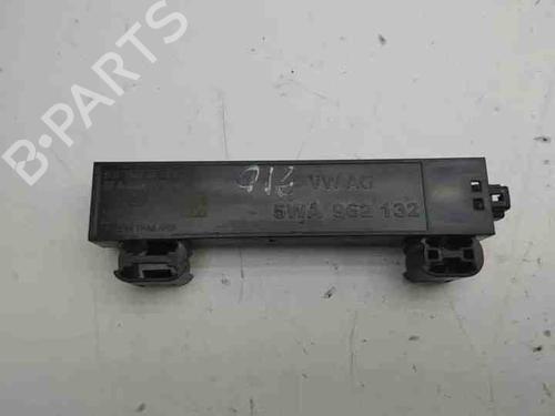 Module électronique SKODA OCTAVIA I (1U2) 2.0 (116 hp) 28862580